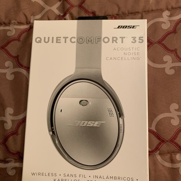 Bose noise canceling headphones - Picture 3 of 5